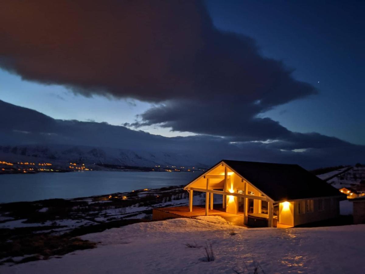 Villa Akureyri - Cabin With An Amazing View Exterior foto